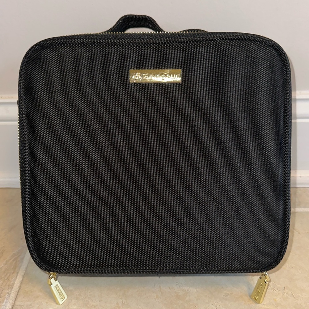 Black Samtour storage case
